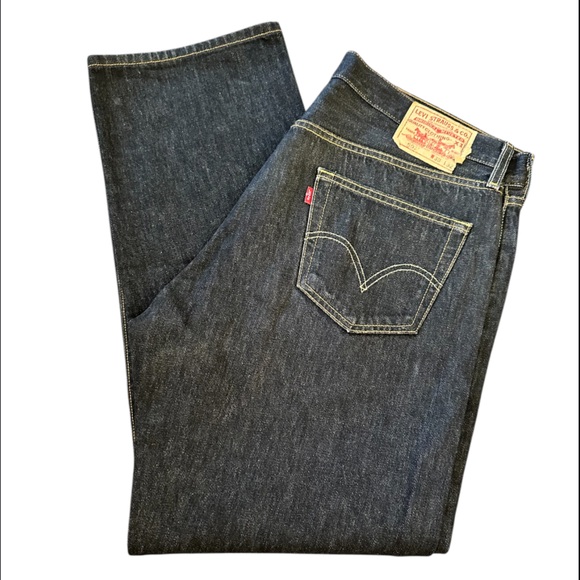 Levi’s 501 black button fly 38x31 (meas) - Picture 2 of 9